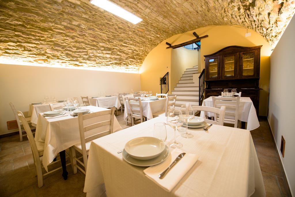 Casetta In Pietra Acqualagna Extérieur photo